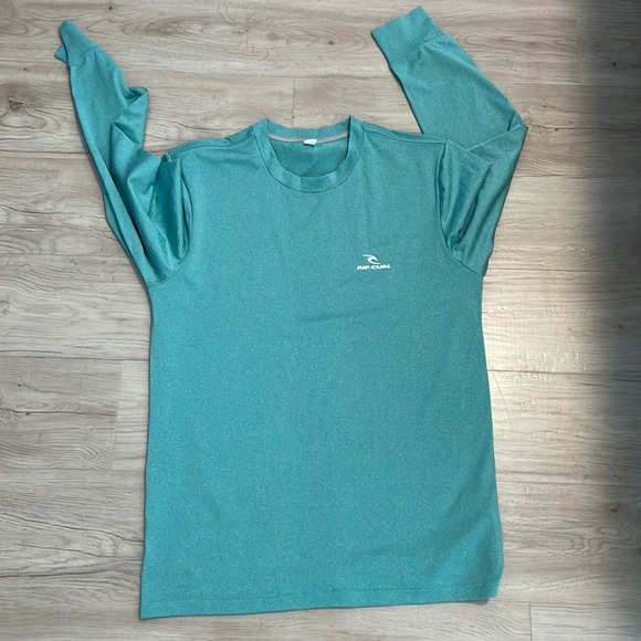 Rip Curl UPF Long Sleeve - Picture 1 of 7